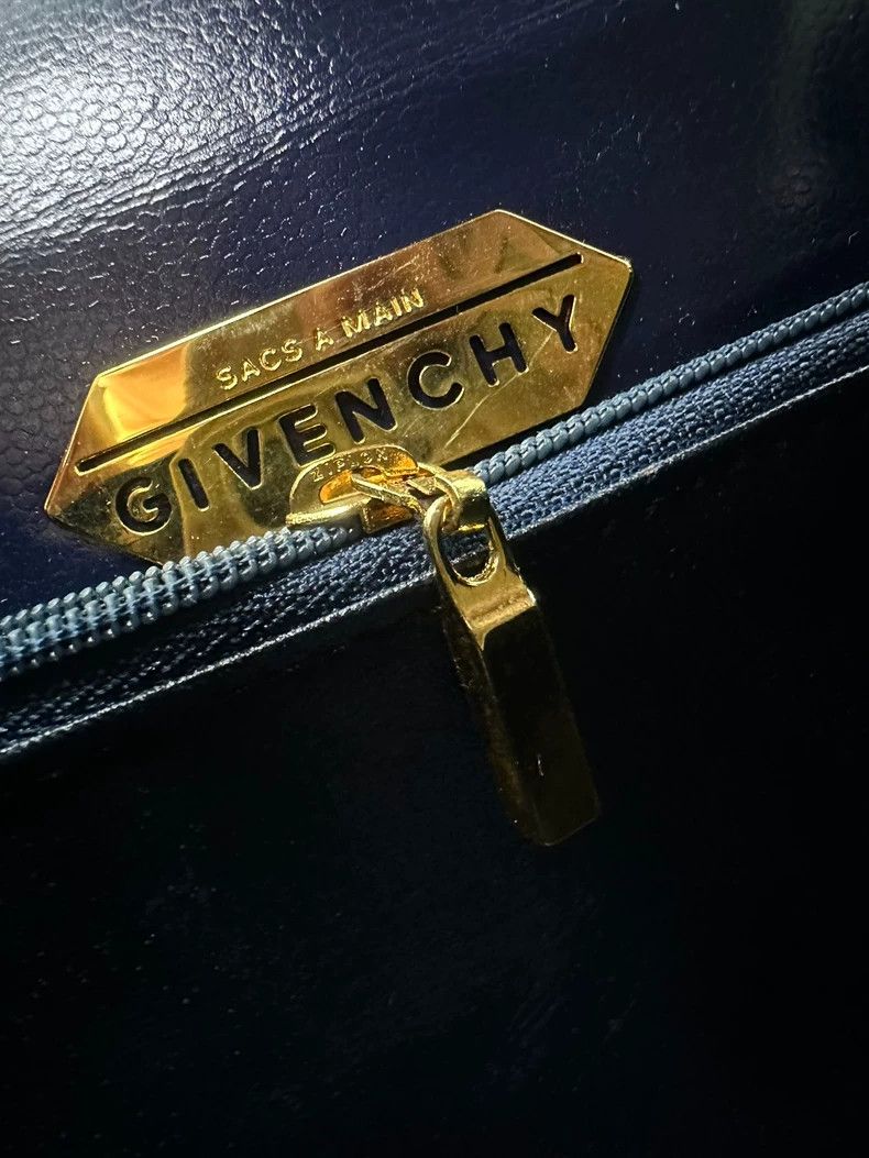 Givenchy Givenchy Blue Box Handbag - dmc Size ONE SIZE - 8 Thumbnail