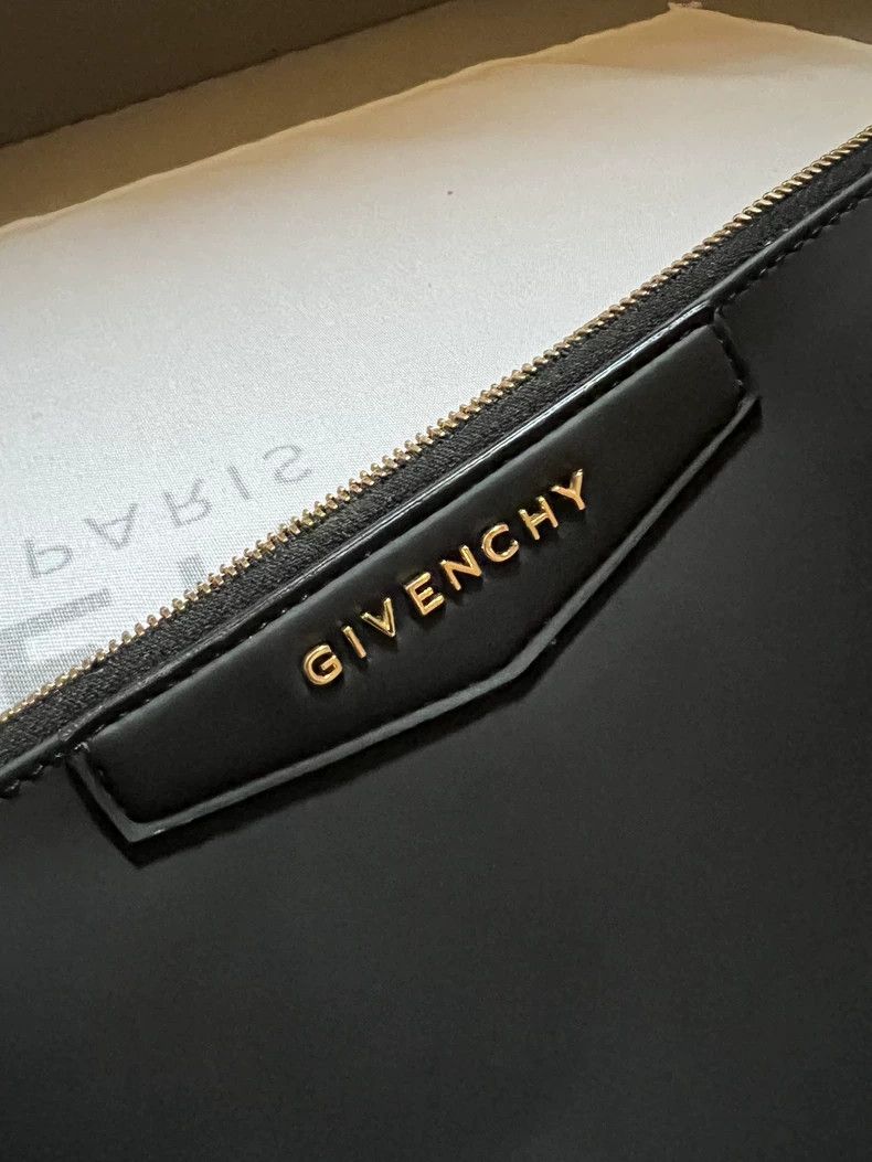 Givenchy GIVENCHY Black Clutch Handbag - dmc Size ONE SIZE - 2 Thumbnail