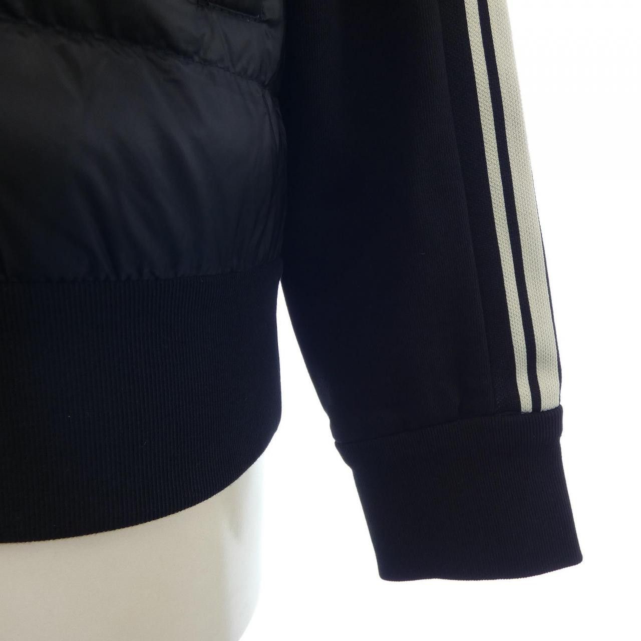 Moncler Moncler Moncler Down Jacket Others Outerwear 20918G51000 DUTY FREE for USA Size ONE SIZE - 7 Thumbnail