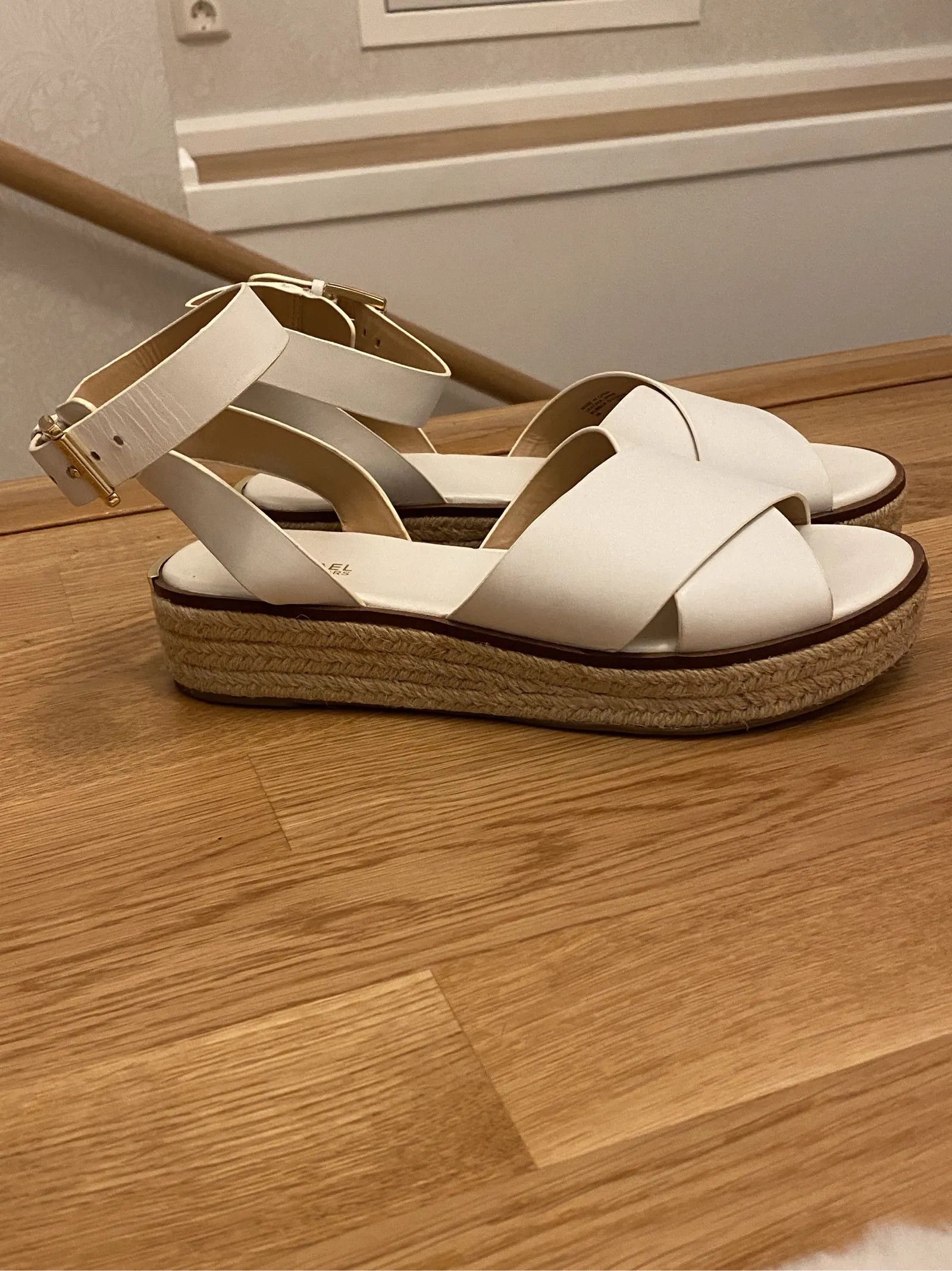 Michael Kors Michael Kors Sandals Size US 8 / IT 38 - 6 Thumbnail