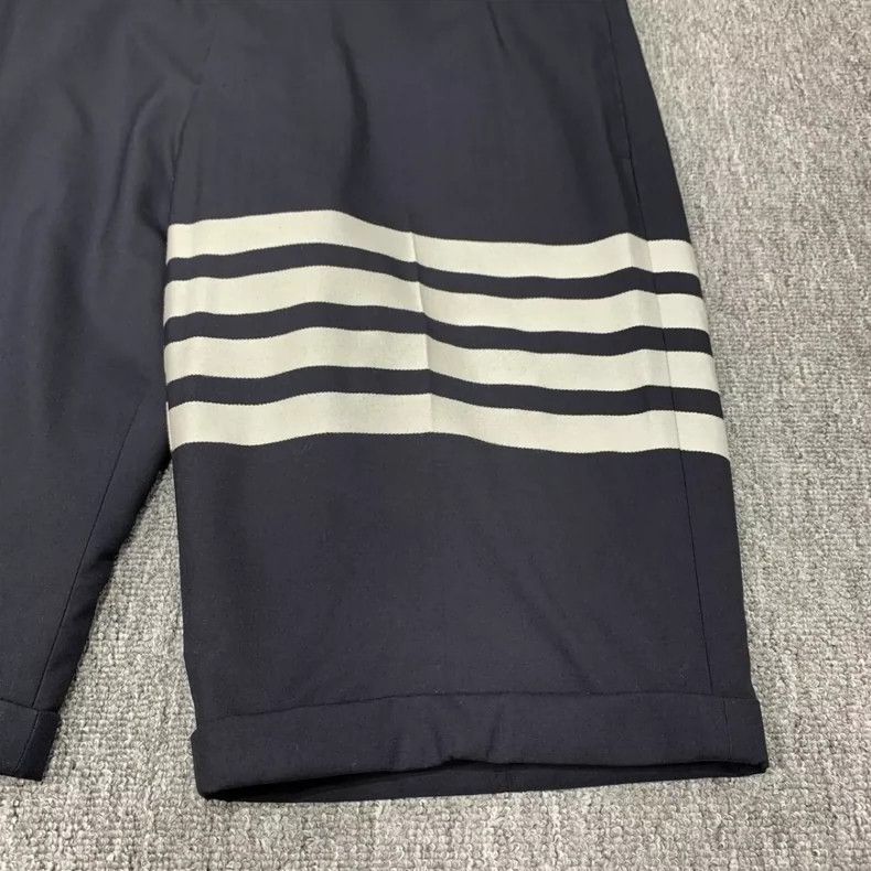 Thom Browne Thom Browne 4-Stripe Wool Shorts - dmc Size US 29 - 7 Thumbnail