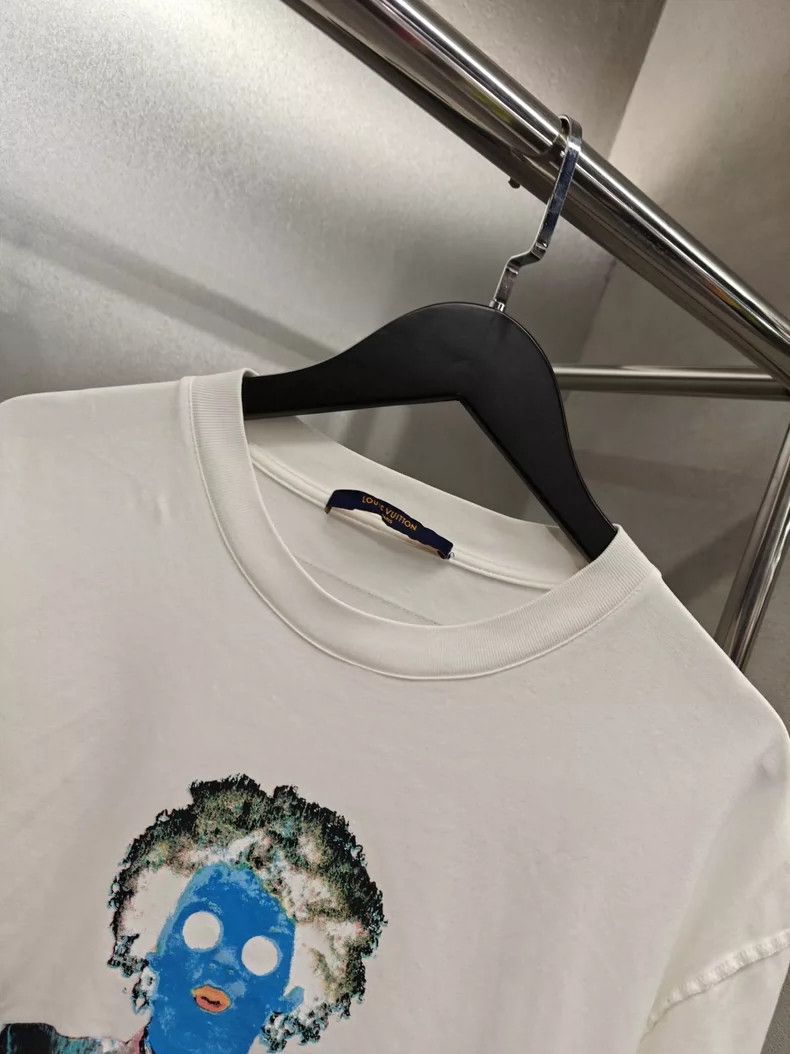 Louis Vuitton Louis Vuitton White Printed Short Sleeve - dmc Size US S / EU 44-46 / 1 - 4 Thumbnail
