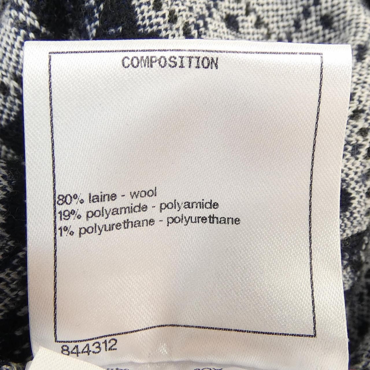 Chanel Chanel Chanel P65142K60951 Dress Others Dresses P65142K60951 DUTY FREE for USA Size ONE SIZE - 3 Thumbnail