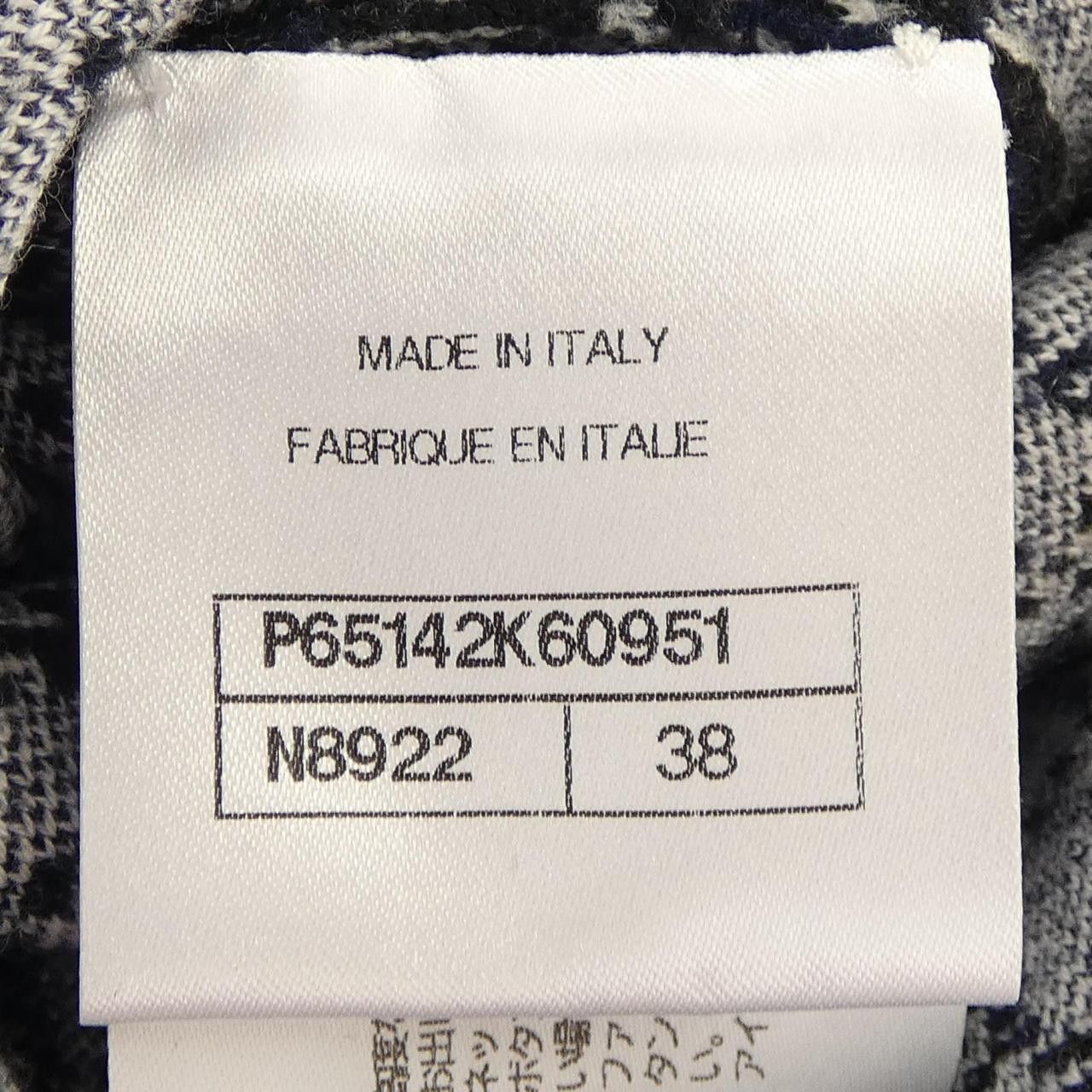 Chanel Chanel Chanel P65142K60951 Dress Others Dresses P65142K60951 DUTY FREE for USA Size ONE SIZE - 4 Thumbnail