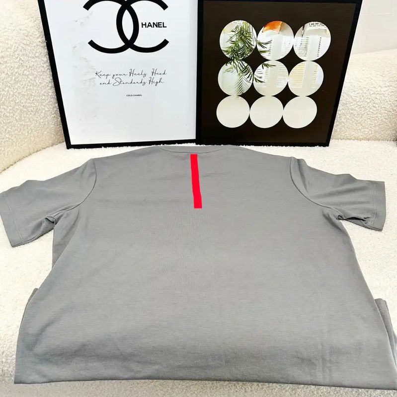 Prada Prada Men's Grey Cotton T-Shirt Size US L / EU 52-54 / 3 - 2 Thumbnail
