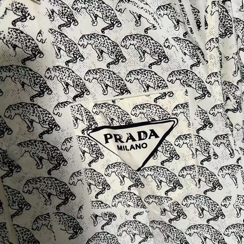 Prada Prada Men's Short Sleeve T-Shirt in White Size US XL / EU 56 / 4 - 2 Thumbnail
