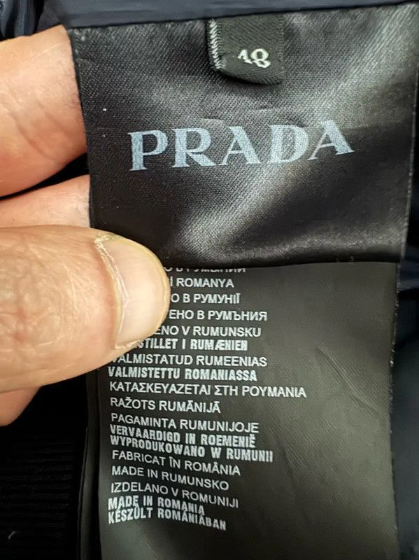 Prada Prada Men's Navy Quilted Down Jacket Size US M / EU 48-50 / 2 - 3 Thumbnail