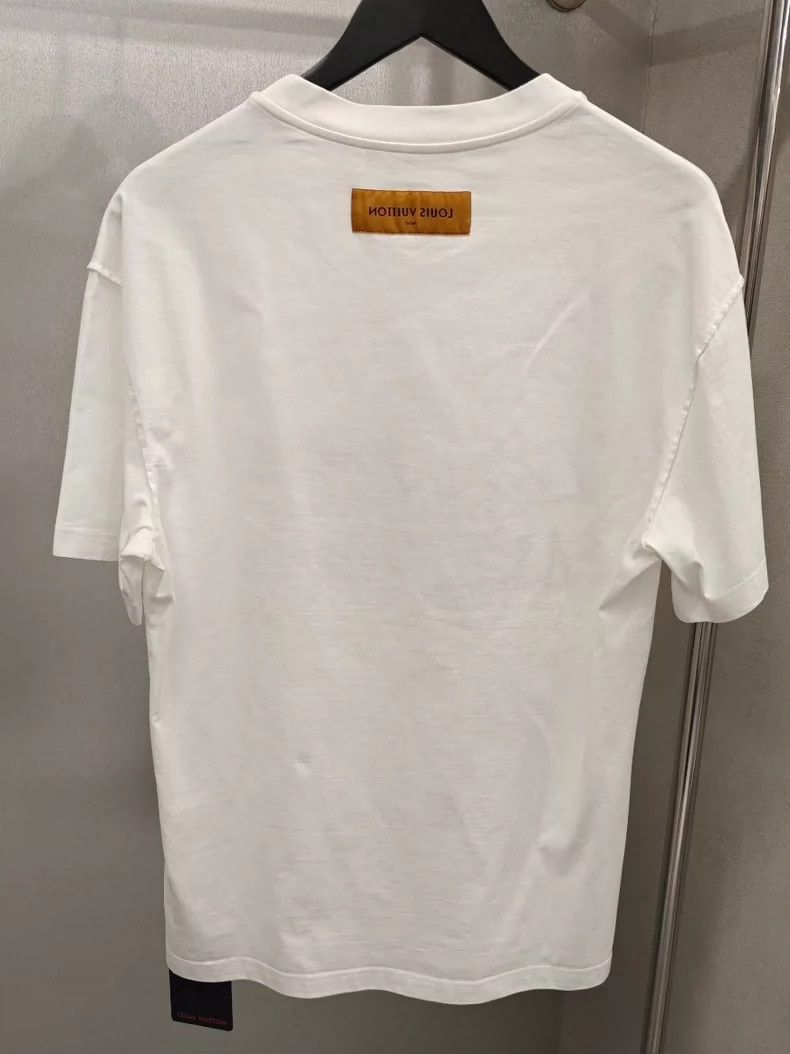 Louis Vuitton LV Embroidered Logo White Short Sleeve T-Shirt - dmc Size US L / EU 52-54 / 3 - 2 Thumbnail