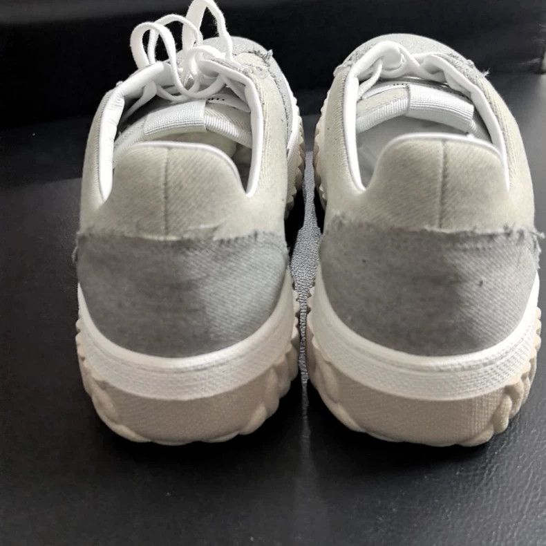 Thom Browne THOM BROWNE Men's Gray Lace-Up Sneakers - dmc Size US 10.5 / EU 43-44 - 3 Thumbnail