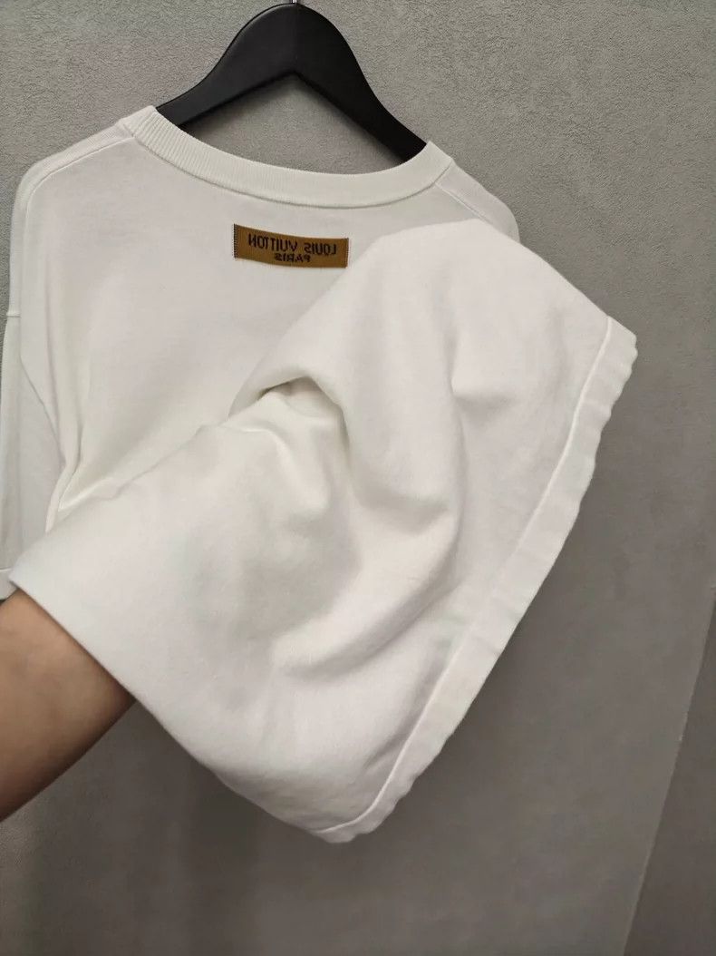 Louis Vuitton LV Paper Plane Graphic Knit T-Shirt - dmc Size US S / EU 44-46 / 1 - 4 Thumbnail