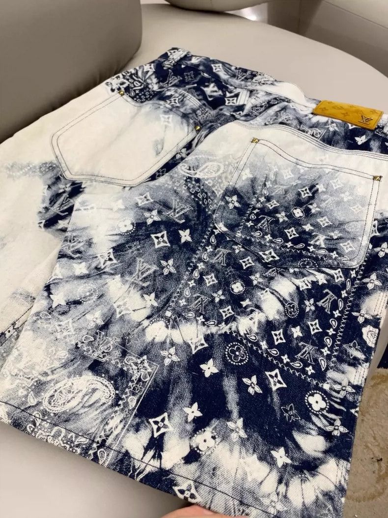 Louis Vuitton LV Blue White Tie-Dye Shorts - dmc Size US 29 - 4 Thumbnail