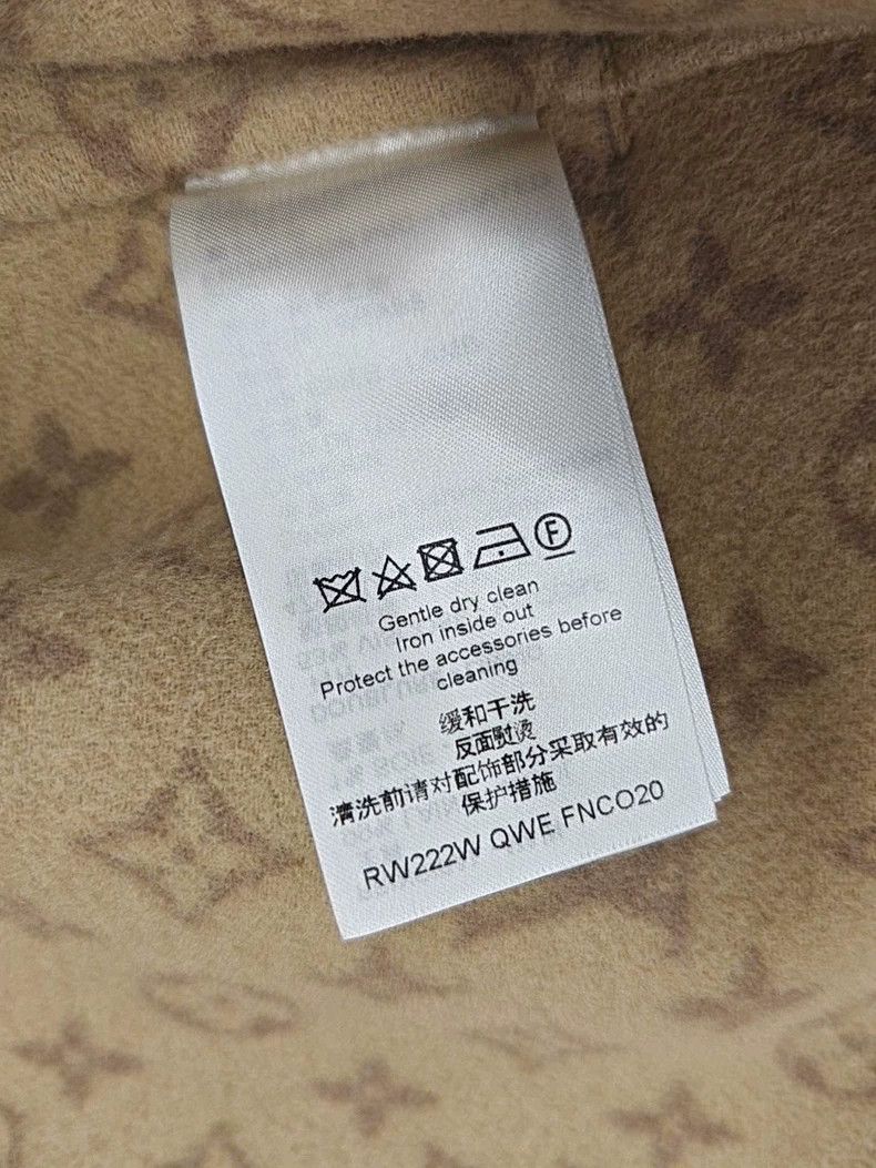 Louis Vuitton LV Beige Monogram Belted Coat - dmc Size US L / EU 52-54 / 3 - 5 Thumbnail