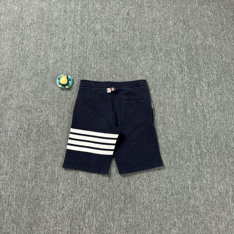Thom Browne Thom Browne Navy Four-Stripe Shorts - dmc Size US 32 / EU 48 - 2 Thumbnail