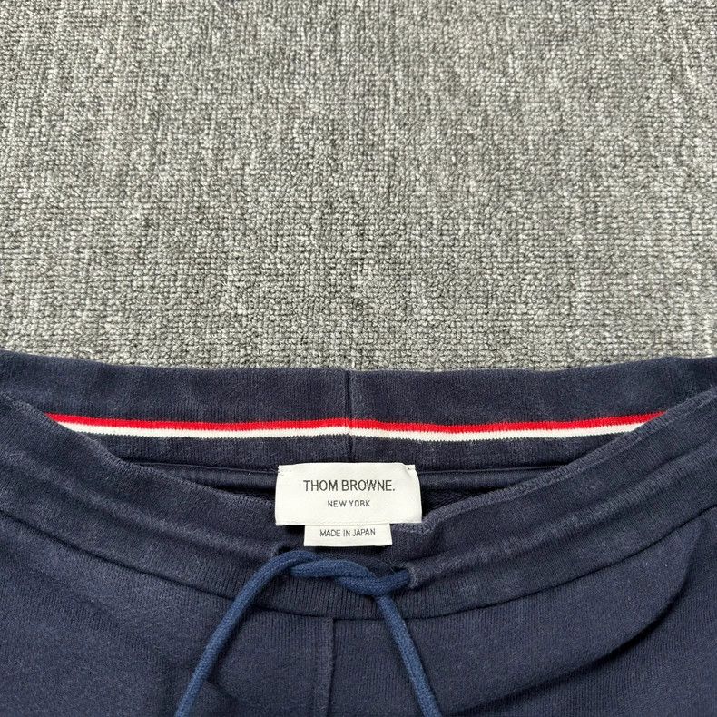 Thom Browne Thom Browne Navy Four-Stripe Shorts - dmc Size US 32 / EU 48 - 3 Thumbnail
