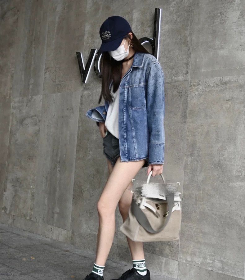 Louis Vuitton LV Blue Gradient Denim Jacket - dmc Size US L / EU 52-54 / 3 - 8 Thumbnail