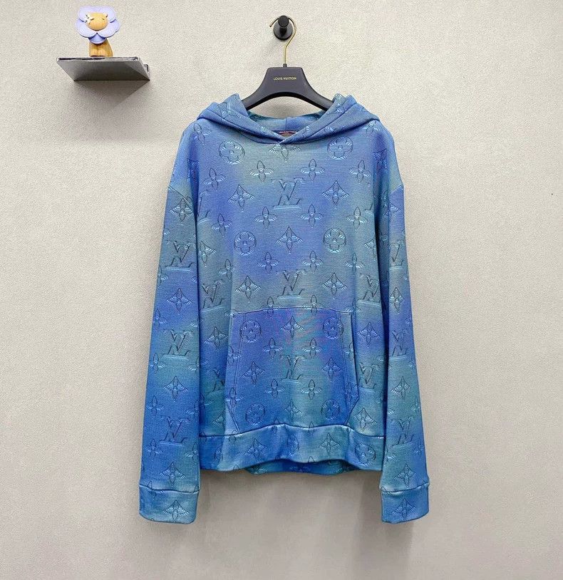 Louis Vuitton Louis Vuitton Blue Gradient Logo Hoodie - dmc Size US M / EU 48-50 / 2 - 2 Thumbnail