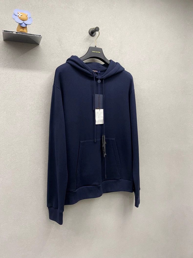 Louis Vuitton LV navy blue beaded sweatshirt M size - dmc Size US M / EU 48-50 / 2 - 4 Thumbnail
