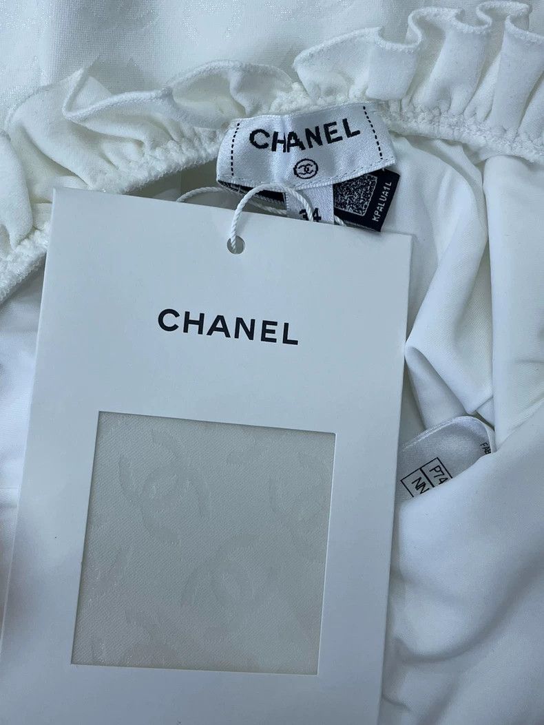 Chanel Chanel 23S White CC Swimsuit - dmc Size US 34 / EU 50 - 4 Thumbnail