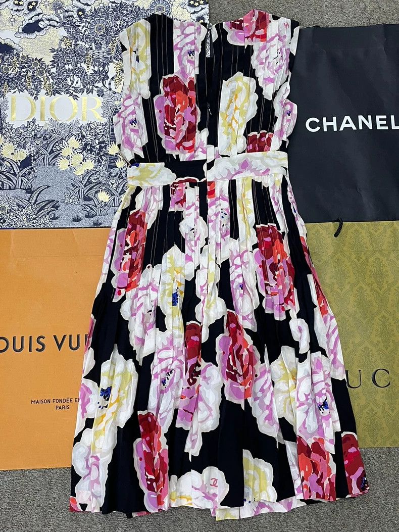 Chanel Chanel Camellia Silk Sleeveless Dress - dmc Size US M / EU 48-50 / 2 - 3 Thumbnail