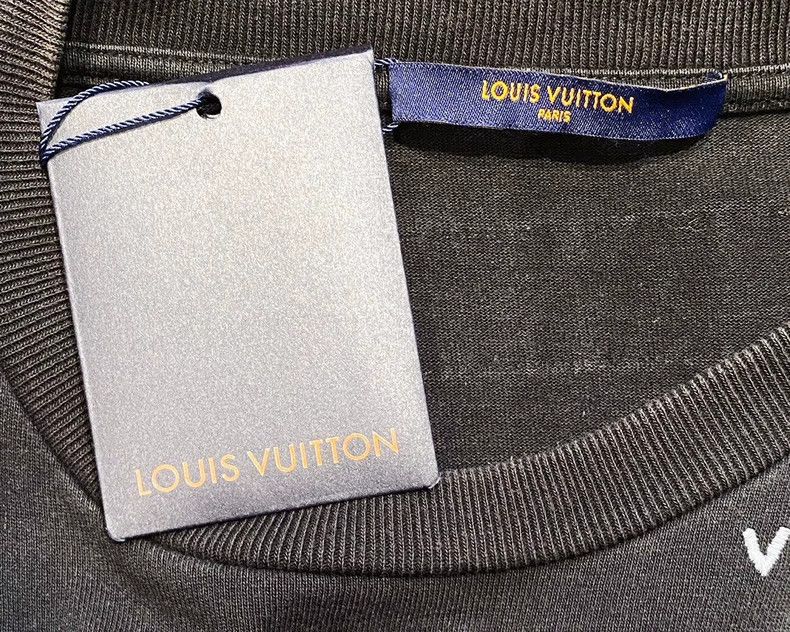 Louis Vuitton Louis Vuitton Black Embroidered T-Shirt - dmc Size US M / EU 48-50 / 2 - 6 Thumbnail