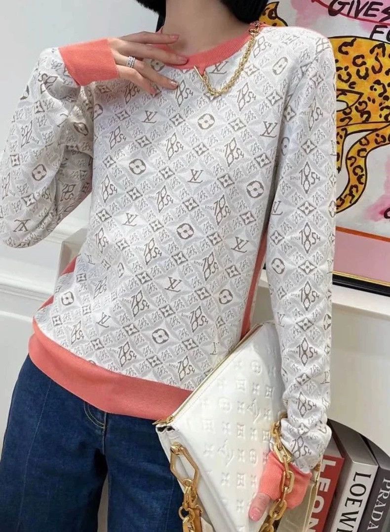 Louis Vuitton LV Gray Logo Print Crewneck Sweatshirt - dmc Size US XS / EU 42 / 0 - 7 Thumbnail