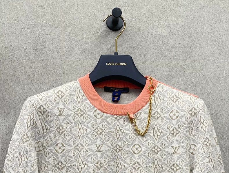 Louis Vuitton LV Gray Logo Print Crewneck Sweatshirt - dmc Size US XS / EU 42 / 0 - 4 Thumbnail