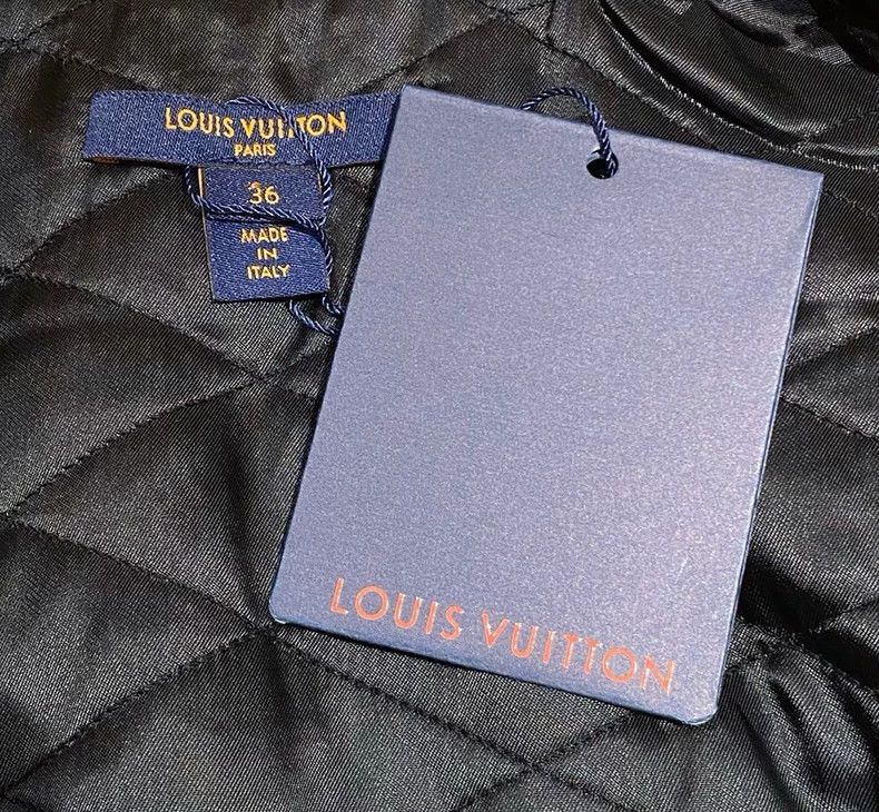 Louis Vuitton Louis Vuitton Logo Print Bomber Jacket - dmc Size US XS / EU 42 / 0 - 6 Thumbnail