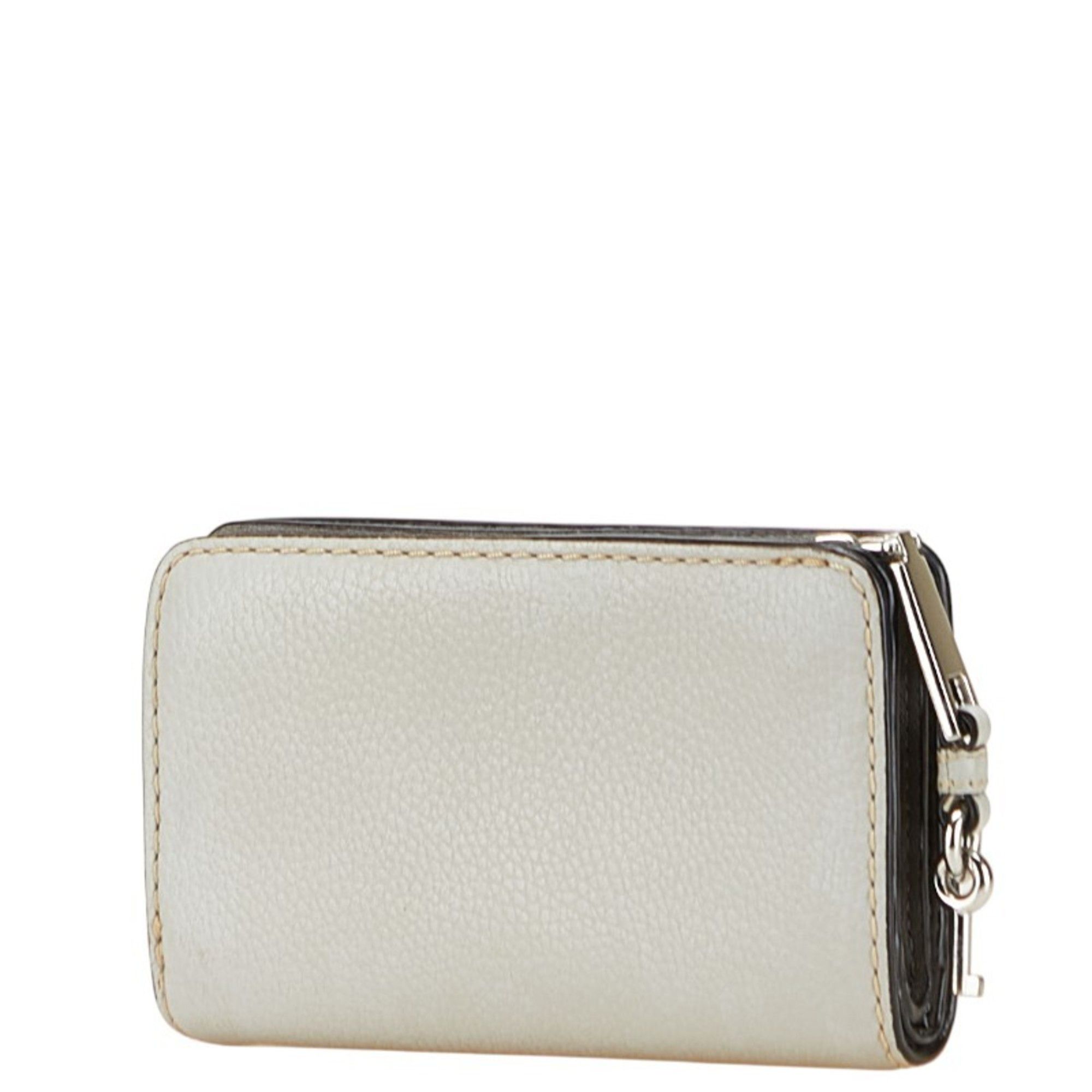 Marc Jacobs Marc Jacobs logo bifold wallet in gray leather for women. Size ONE SIZE - 2 Thumbnail