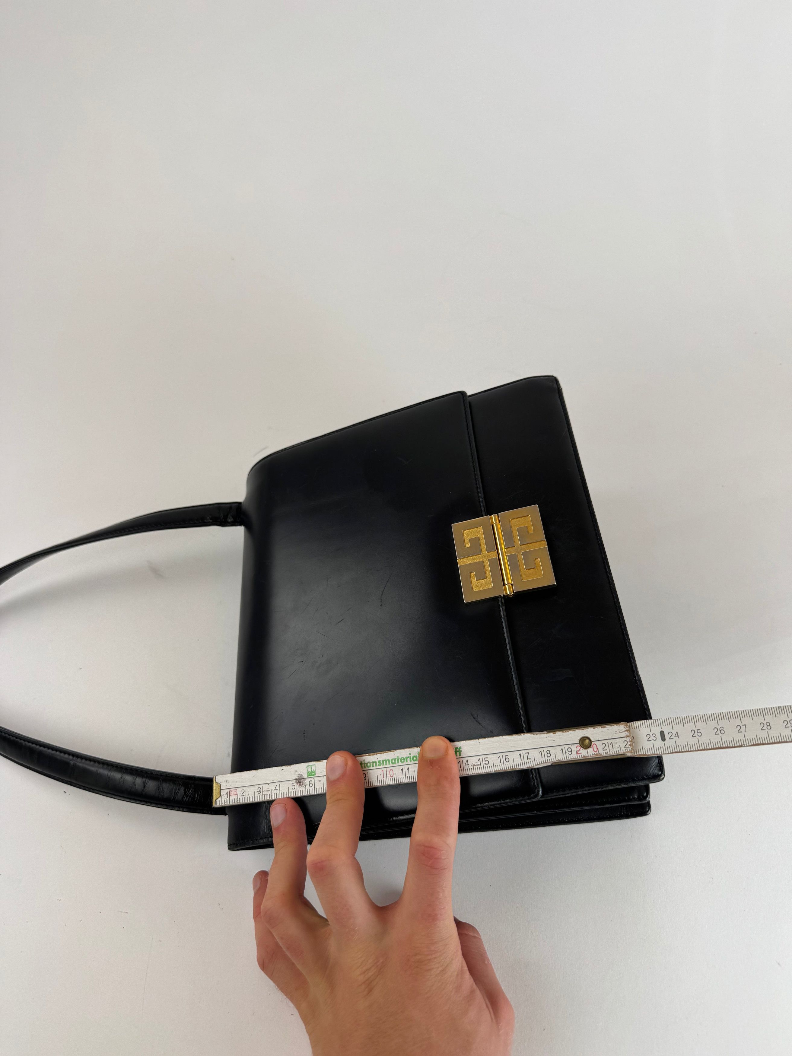 Givenchy Vintage 4G Patent Leather bag black Size ONE SIZE - 7 Thumbnail