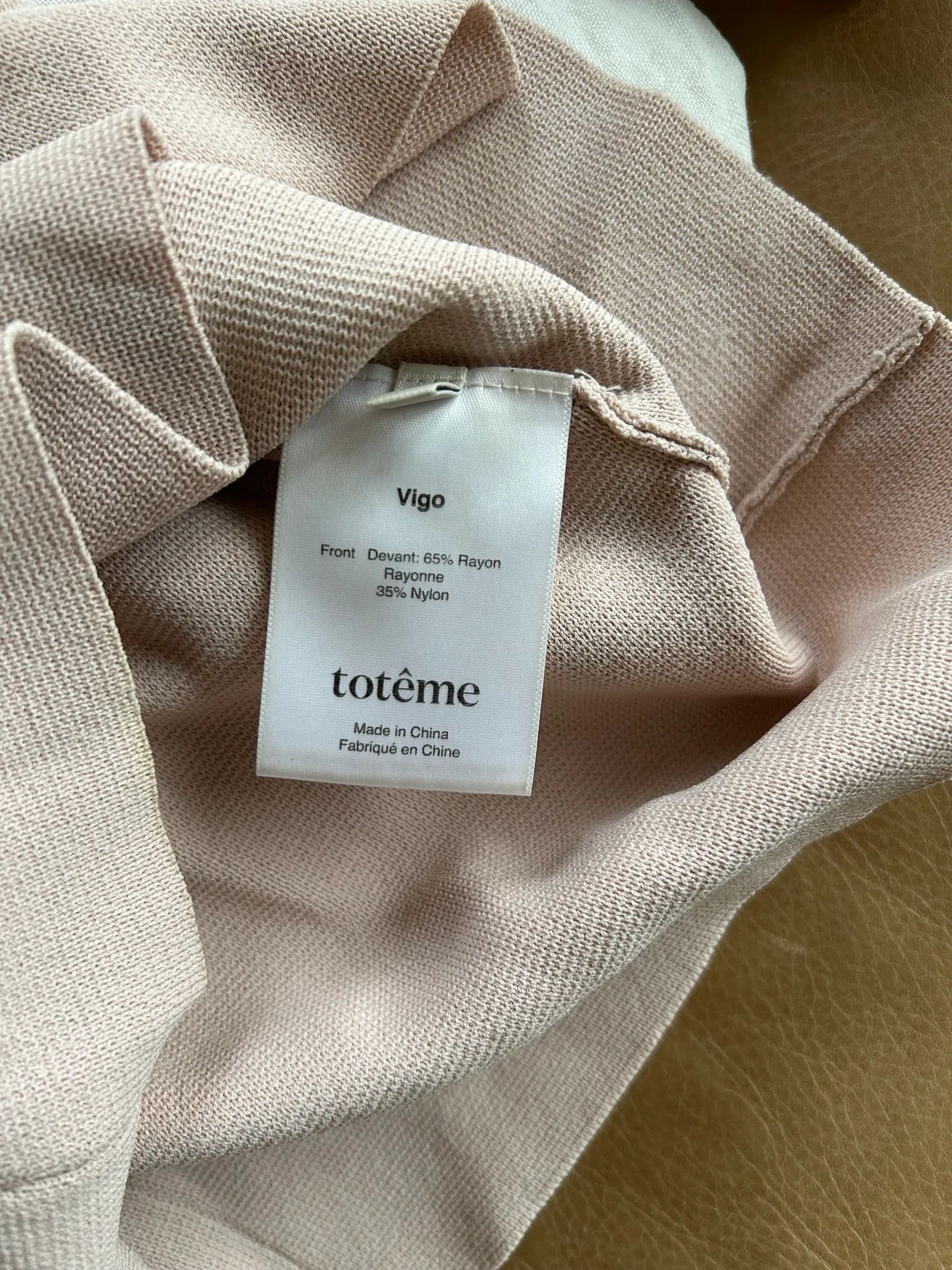 Toteme Toteme Vigo Top Size M / US 6-8 / IT 42-44 - 2 Thumbnail