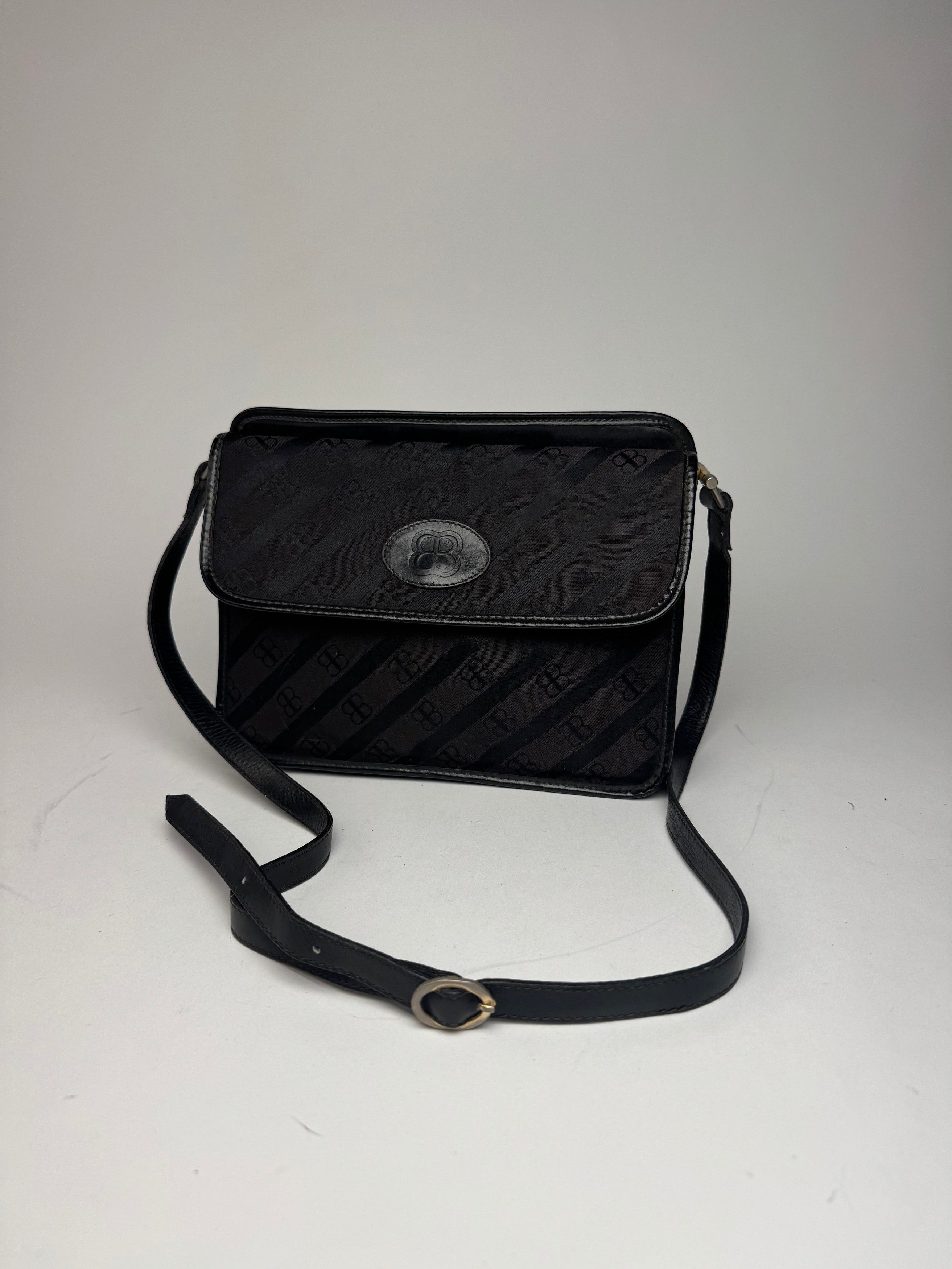 Balenciaga Vintage Monogram Crossbody Bag black Size ONE SIZE - 5 Thumbnail