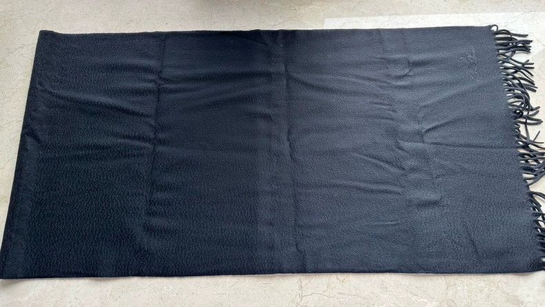 Loro Piana Loro Piana Black Cashmere Scarf - dmc Size ONE SIZE - 4 Thumbnail
