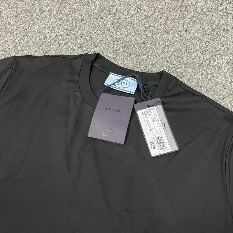 Prada Prada Black Cotton Men's T-Shirt Size L Size US L / EU 52-54 / 3 - 5 Thumbnail