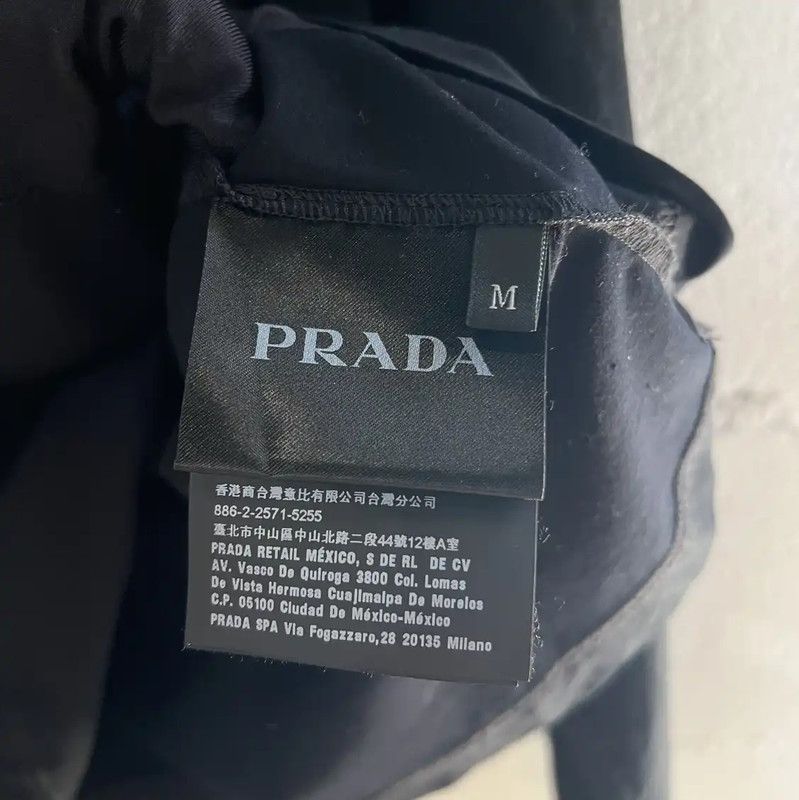 Prada Prada Black Cotton Long Sleeve Sweatshirt for Men Size US M / EU 48-50 / 2 - 5 Thumbnail