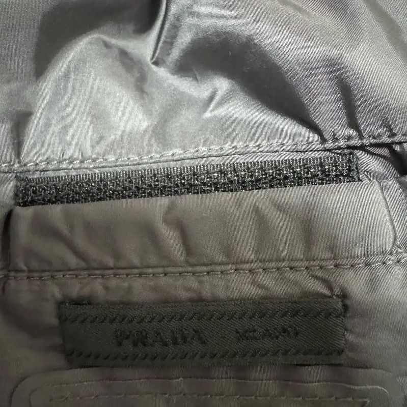 Prada Prada Men's Black Embroidered Logo Shorts Size US 30 / EU 46 - 5 Thumbnail