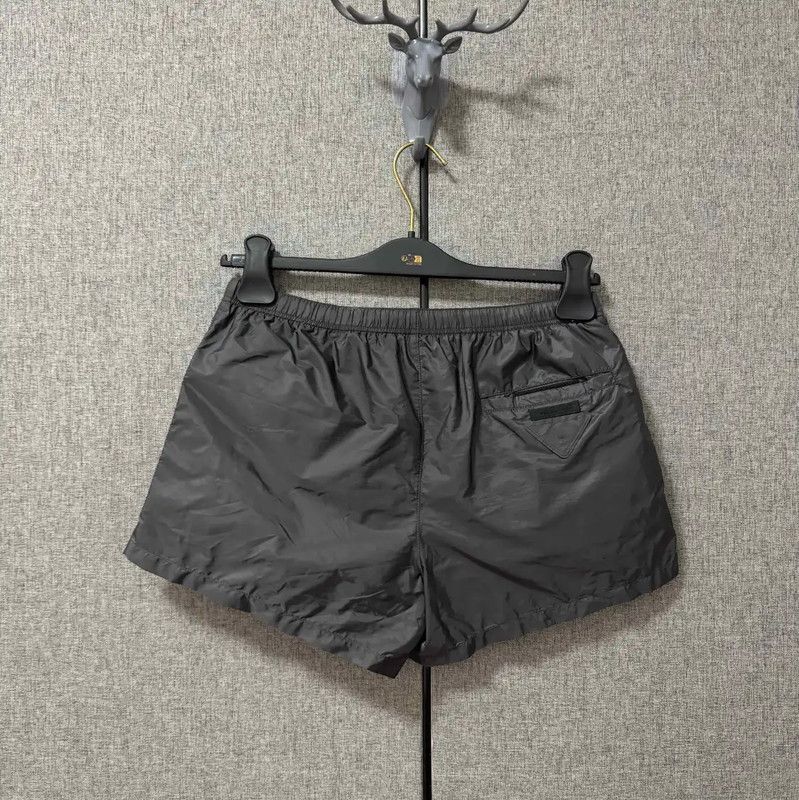 Prada Prada Men's Black Embroidered Logo Shorts Size US 30 / EU 46 - 2 Thumbnail