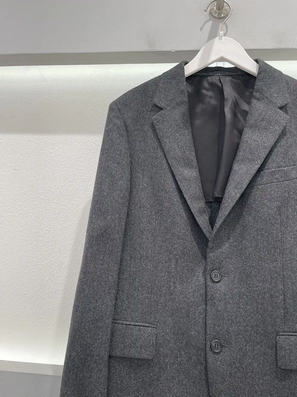 Prada Prada Men's Long Sleeve Gray Outerwear Size US M / EU 48-50 / 2 - 3 Thumbnail