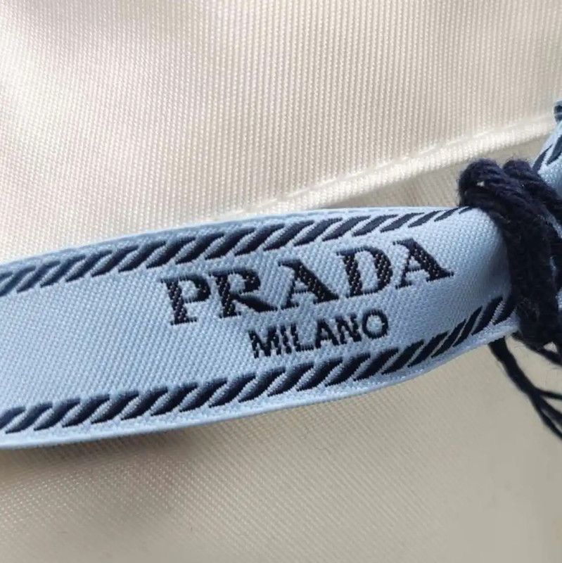 Prada Prada Men's Short Sleeve Embroidered Logo Shirt Size US M / EU 48-50 / 2 - 4 Thumbnail