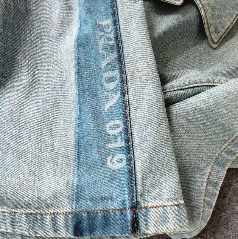 Prada Prada Blue Denim Short Sleeve Shirt Size US L / EU 52-54 / 3 - 3 Thumbnail