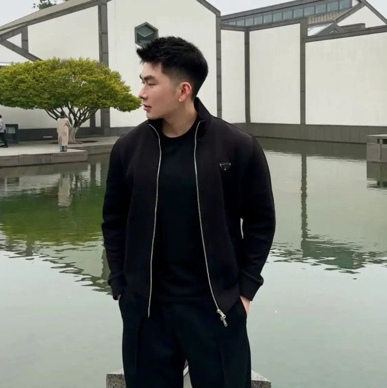 Prada Prada Men's Black Wool Zipper Jacket Size US M / EU 48-50 / 2 - 10 Thumbnail