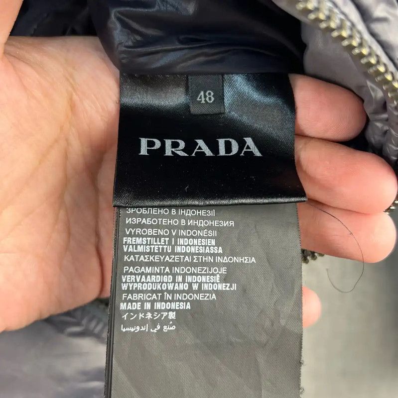 Prada Prada Men's Winter Gray Down Jacket Size US M / EU 48-50 / 2 - 5 Thumbnail