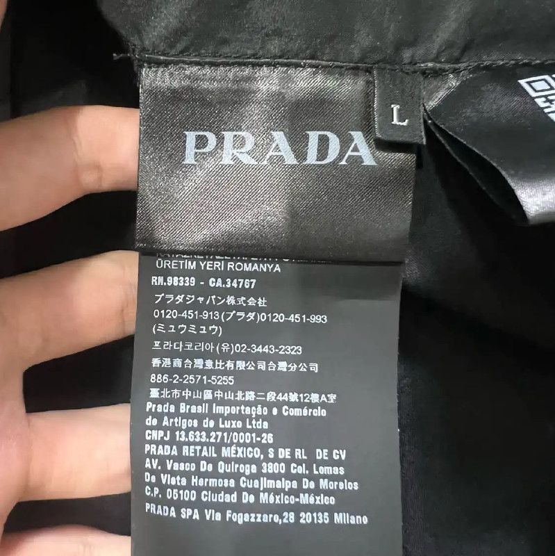 Prada Prada Black Hooded Short Sleeve T-Shirt Size US L / EU 52-54 / 3 - 4 Thumbnail