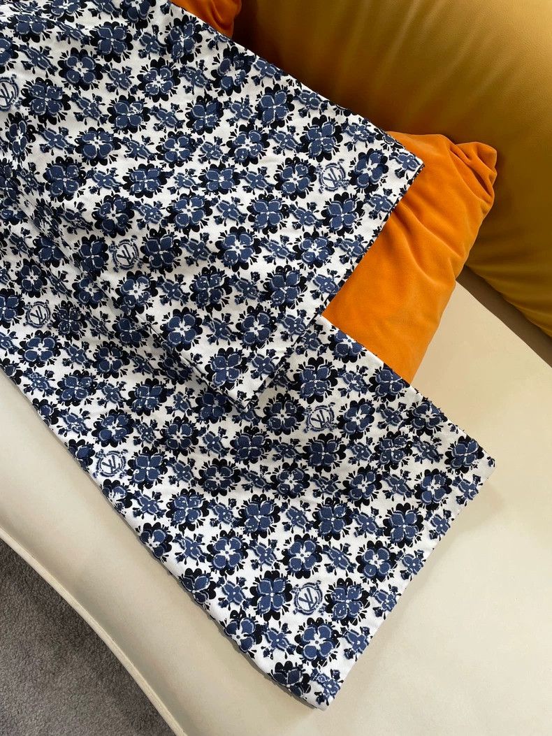 Louis Vuitton LV 2024 Blue Floral Print Pants - dmc Size US 36 / EU 52 - 3 Thumbnail