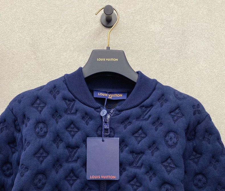 Louis Vuitton Louis Vuitton Blue Embossed Logo Jacket - dmc Size US XS / EU 42 / 0 - 4 Thumbnail
