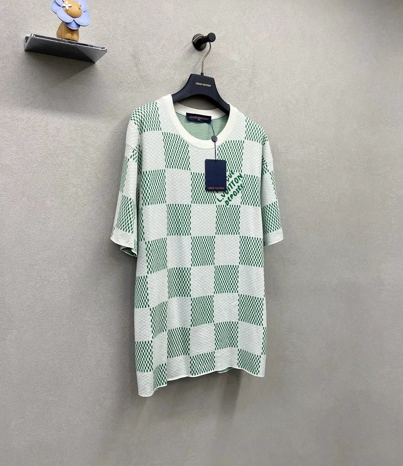 Louis Vuitton Louis Vuitton Green Checkerboard Tee - dmc Size US L / EU 52-54 / 3 - 4 Thumbnail