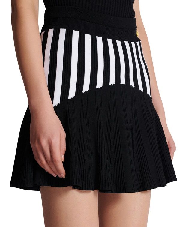 Balmain Miniskirt Size 42" / US 20 - 6 Thumbnail