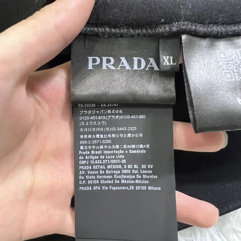 Prada Prada Black Sweatshirt for Men Size US XL / EU 56 / 4 - 3 Thumbnail