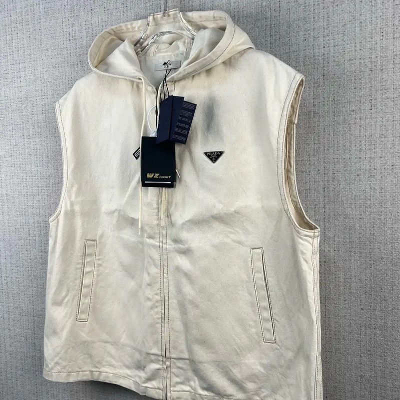 Prada Prada Hooded Vest in Light Cream Size US M / EU 48-50 / 2 - 2 Thumbnail