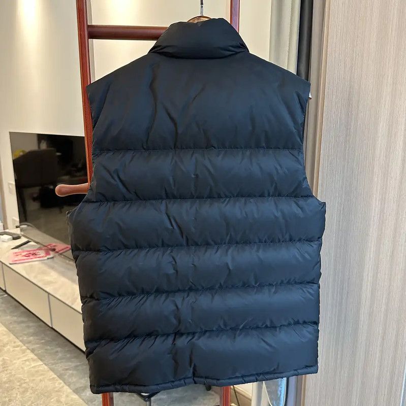 Prada Prada Black Padded Vest for Men Size US XL / EU 56 / 4 - 2 Thumbnail