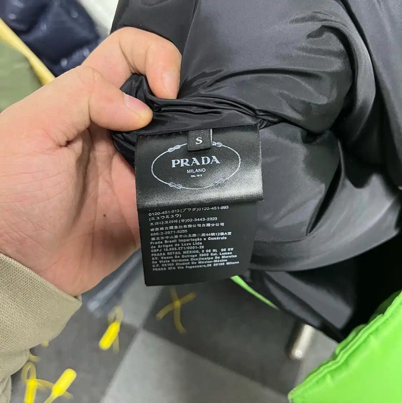Prada Prada Black Short Sleeve Shirt with Unique Print Size US S / EU 44-46 / 1 - 4 Thumbnail